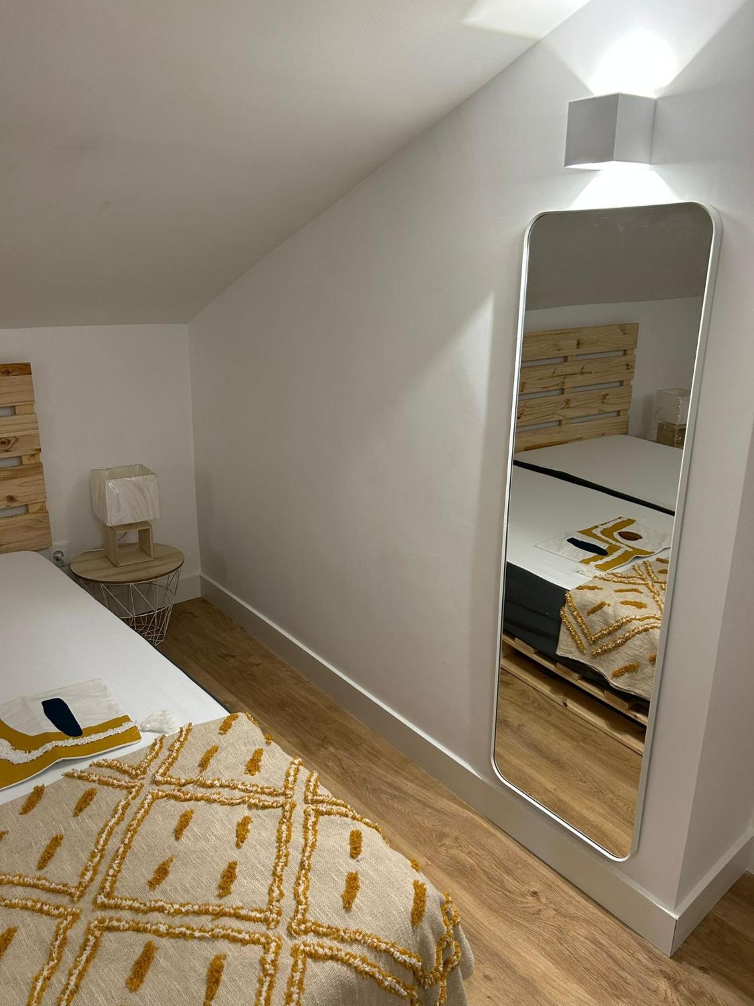 Lejlighed Lisbon, T2 Renewed Duplex With River View, Beato, *